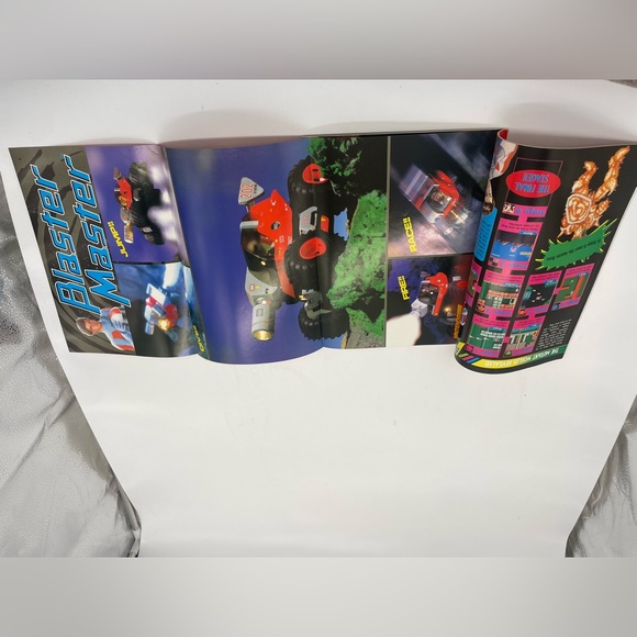 NINTENDO POWER MAGAZINE NOV/DEC 1988 TRACK & FIELD COMPLETE W/ POSTER & INSERTS - Picture 5 of 9